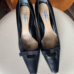 Jenny Buchanan Black Pumps with Bow Detail, size 6 1/2! Wear to work or dress up